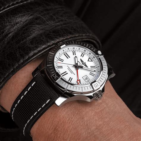 breitling used by airforce|Breitling avenger automatic.